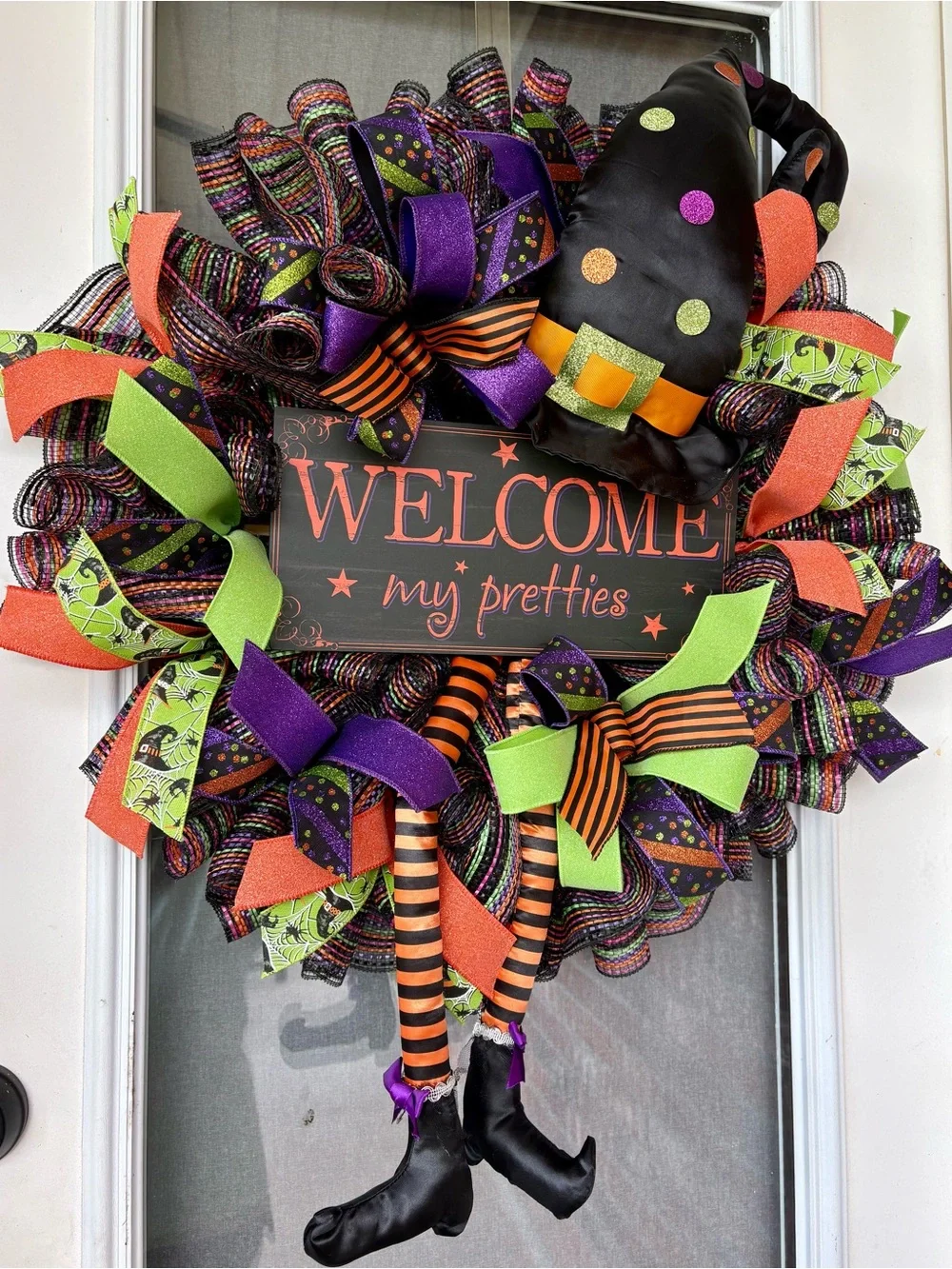 Halloween 'Welcome My Pretties' Witch Wreath - Black, Purple & Orange